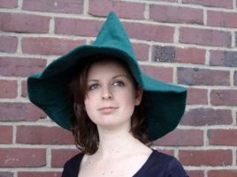 Sombrero gorro puntiagudo bruja mago fieltro lana