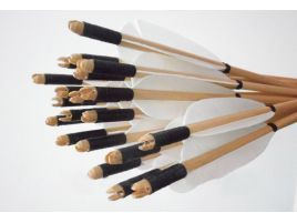 Flechas tradicionales de artesanía medieval
