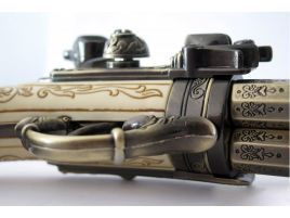 Pistola de chispa de 3 cañones giratorios