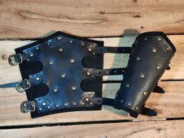 Brazales piel remaches rustico vikingo medieval