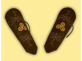 Brazales de serraje con motivos celtas