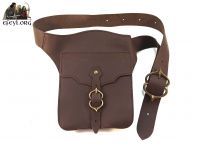 Bolsa de cuero con cinturón