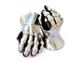 Guanteletes de acero E, Hourglass