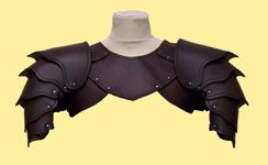 hombreras_cuero_dragon_3.jpg
